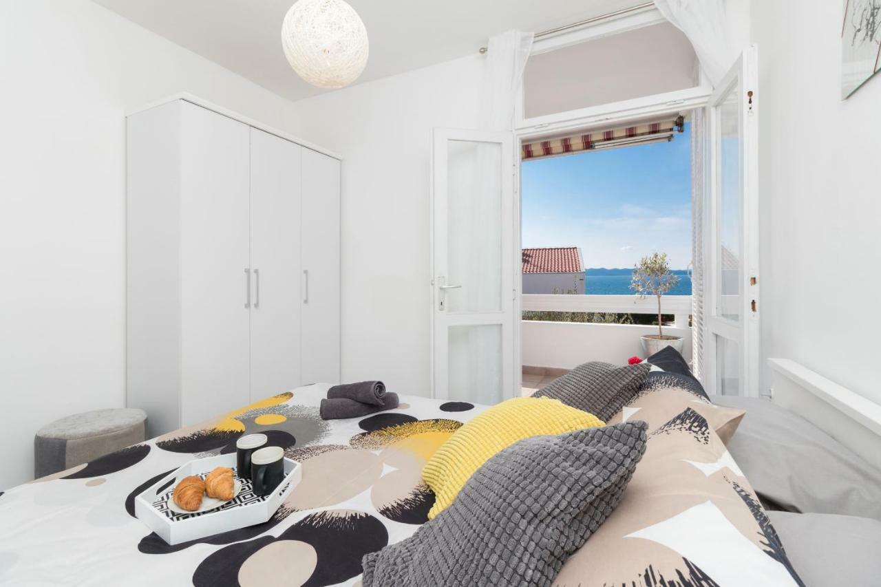Apartman Roko Petrčane Exterior foto